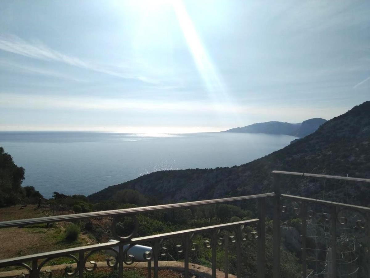 Hotel Turismo Rurale Villa Maria Caterina 칼라고노네 외부 사진