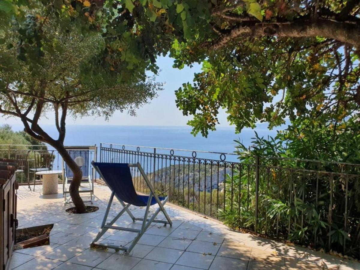 Hotel Turismo Rurale Villa Maria Caterina 칼라고노네 외부 사진