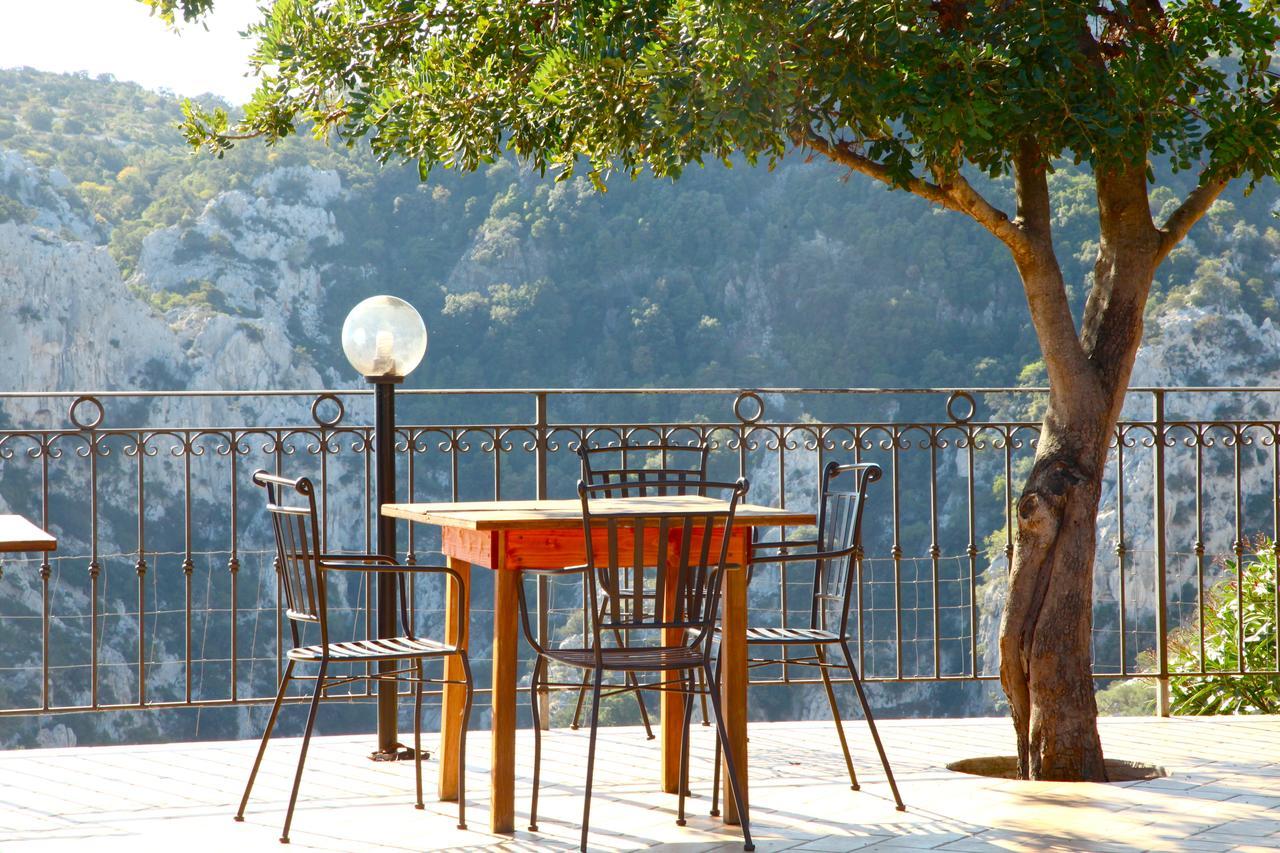 Hotel Turismo Rurale Villa Maria Caterina 칼라고노네 외부 사진