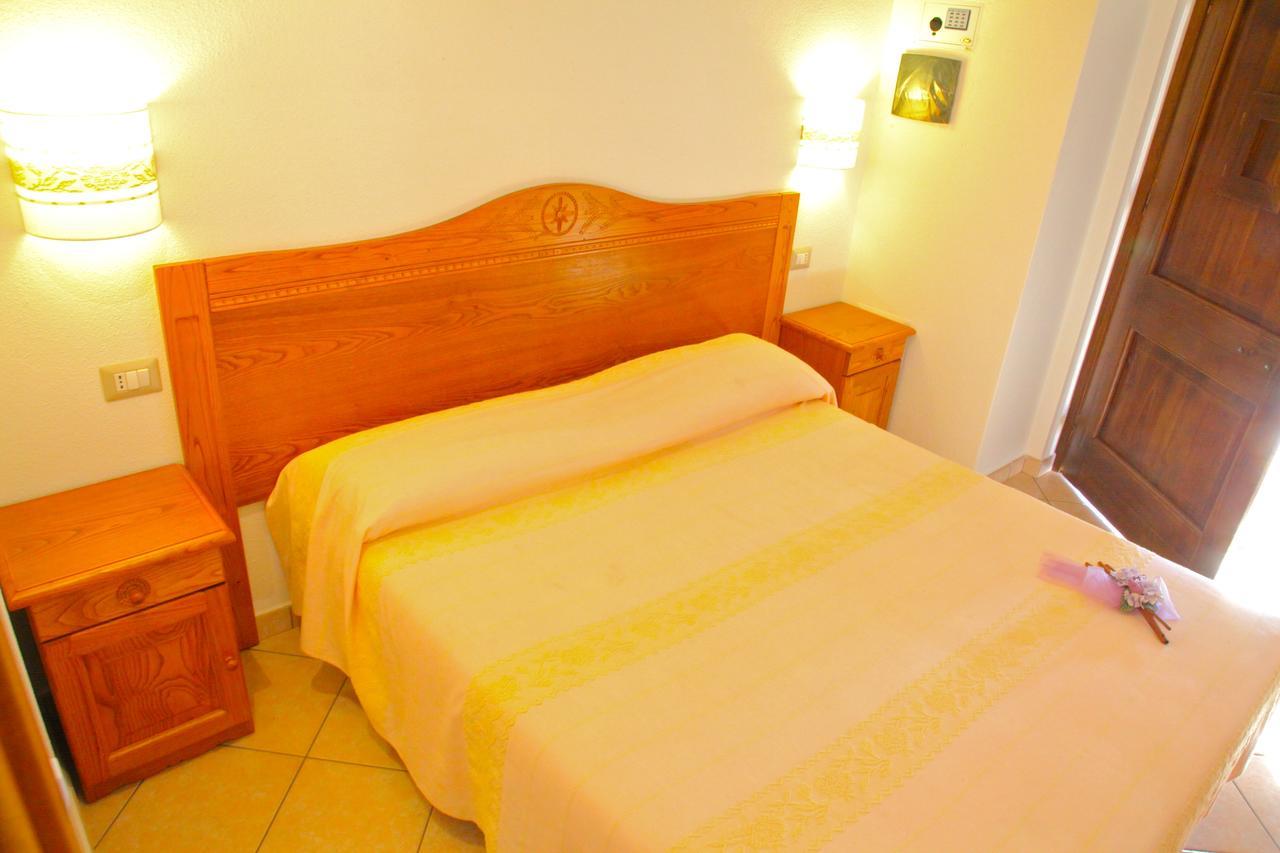 Hotel Turismo Rurale Villa Maria Caterina 칼라고노네 외부 사진